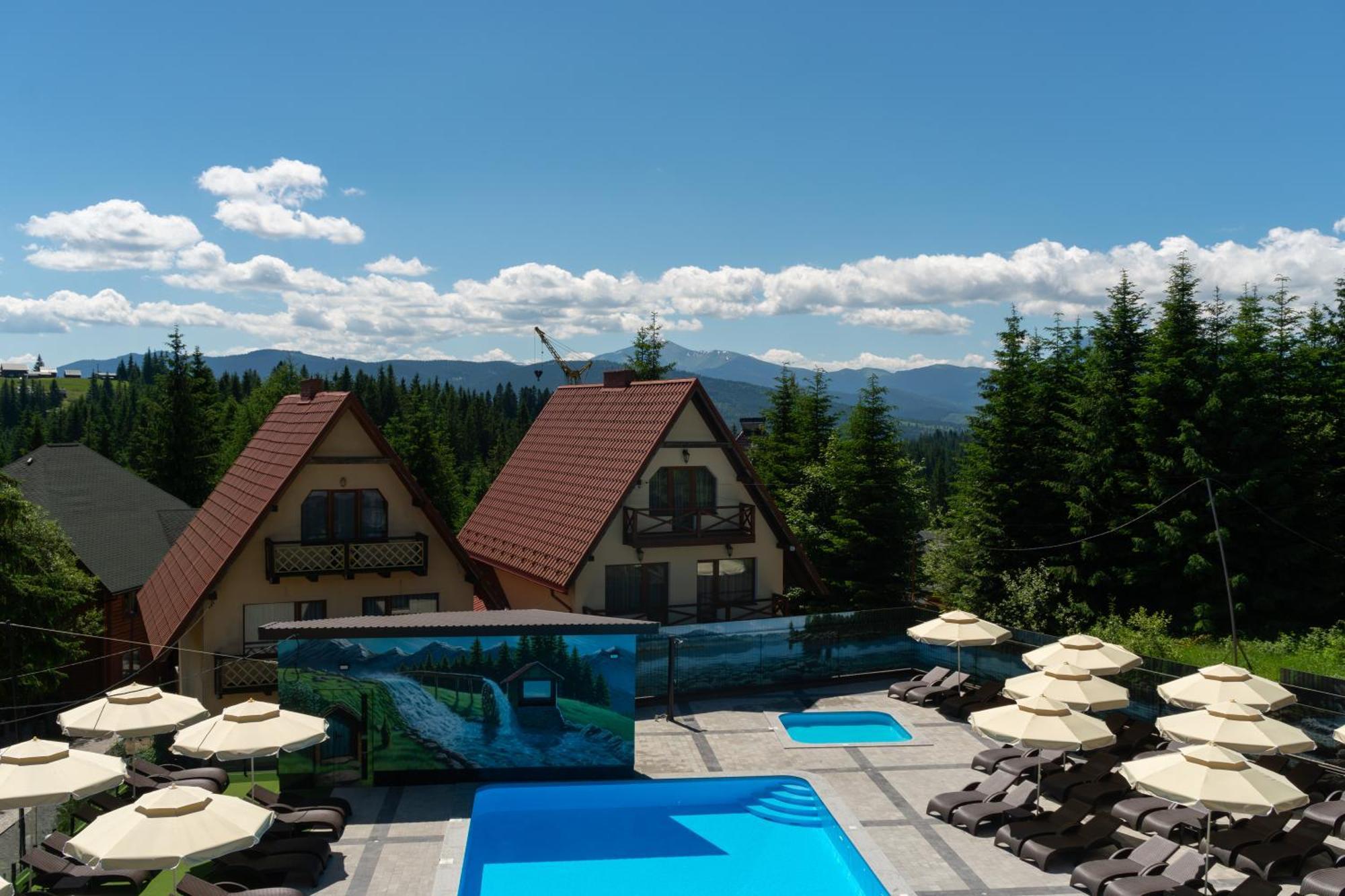 Summit Hotel Yablunytsya Exterior photo