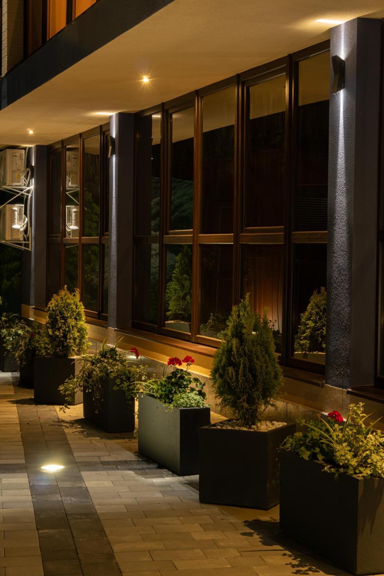 Summit Hotel Yablunytsya Exterior photo