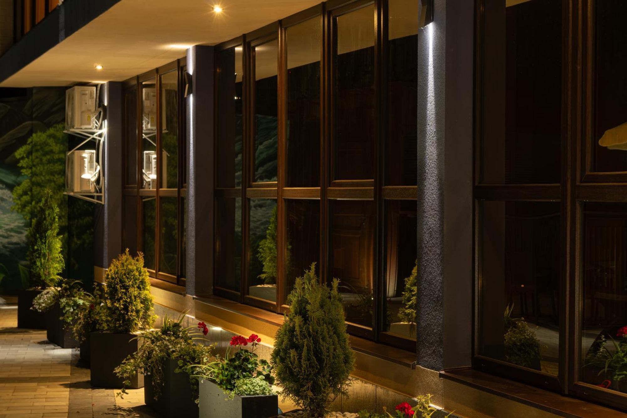 Summit Hotel Yablunytsya Exterior photo