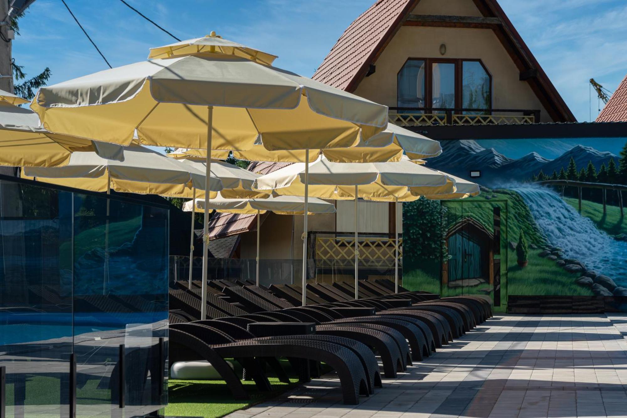 Summit Hotel Yablunytsya Exterior photo
